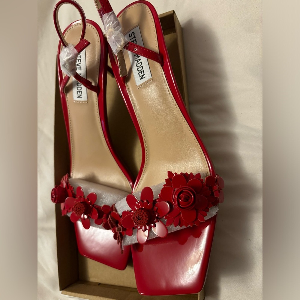Rosalea red Steve Madden kitten heels